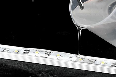 電子灌封膠使用方法和注意事項？